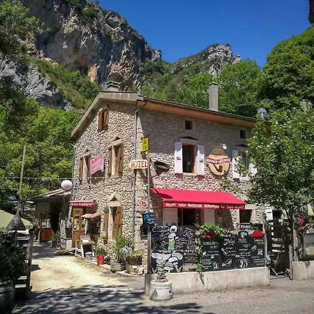 Le Moulin De La Pipe - Logis Hotel Restaurant Plan-de-Baix Exterior photo